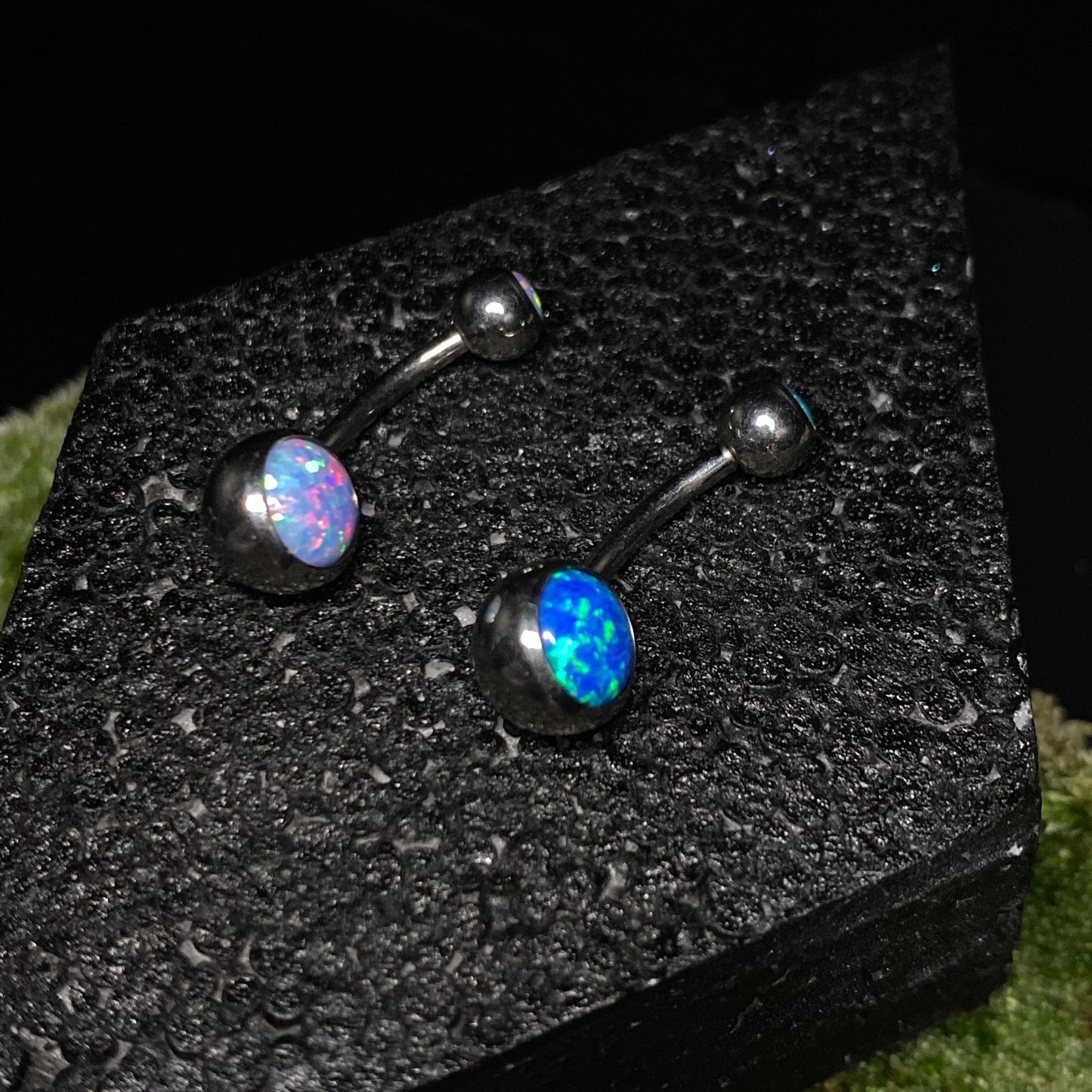 Synthetic Opal Titanium Navel Curved Barbell