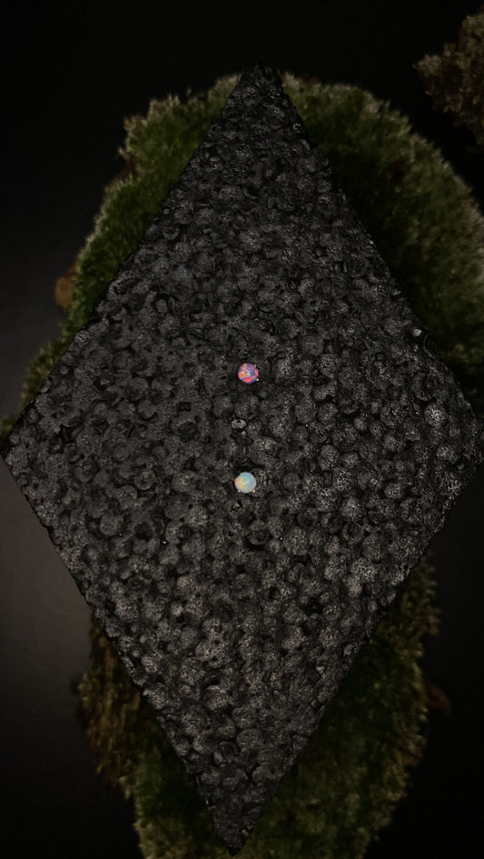 Opal Titanium Prong Threadless Top