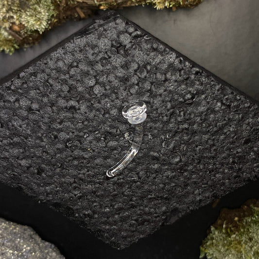 Glass Navel Retainer